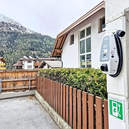 Alpin-7 By Interhome Daire Sölden